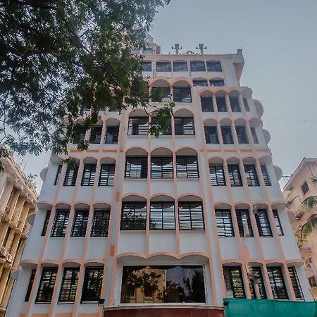 Oyo Flagship 15439 Colaba Hotel Мумбай Екстериор снимка