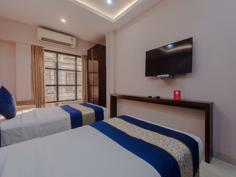 Oyo Flagship 15439 Colaba Hotel Мумбай Екстериор снимка